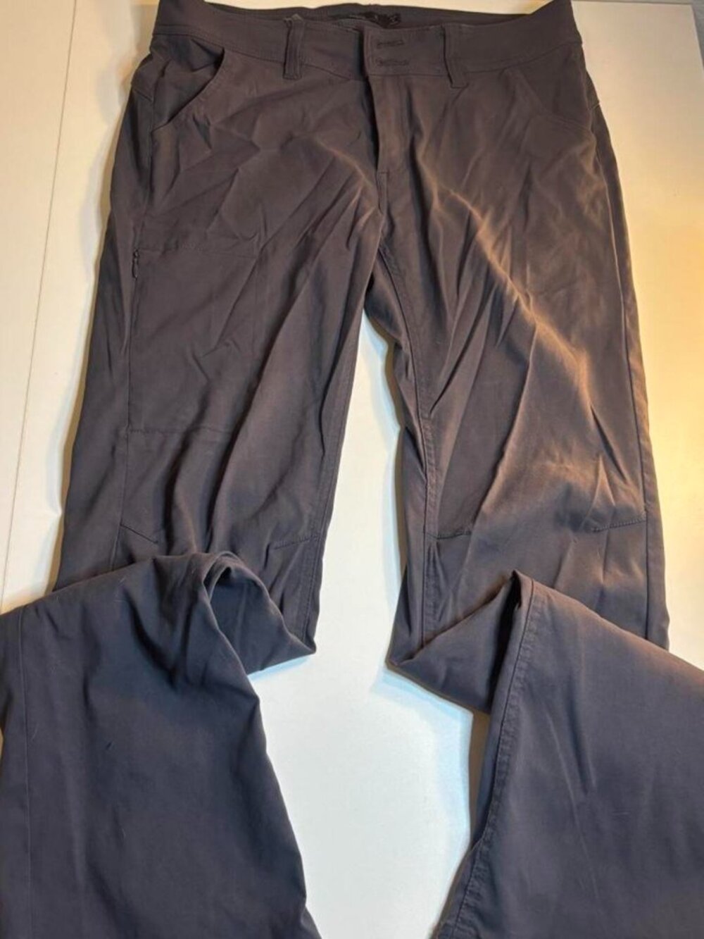 Prana blue/gray hiking cargo pants - adjustable pant leg to capri